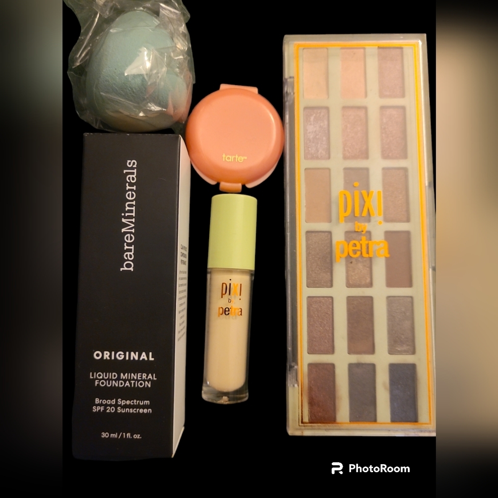 Makeup Bundle NWT